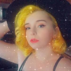 Meet your Posher, Hailey